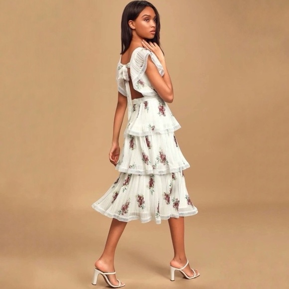Lulus Thriving Romance White Floral Tiered Plisse Pleat Lace Trim Midi Dress XS - Picture 3 of 14